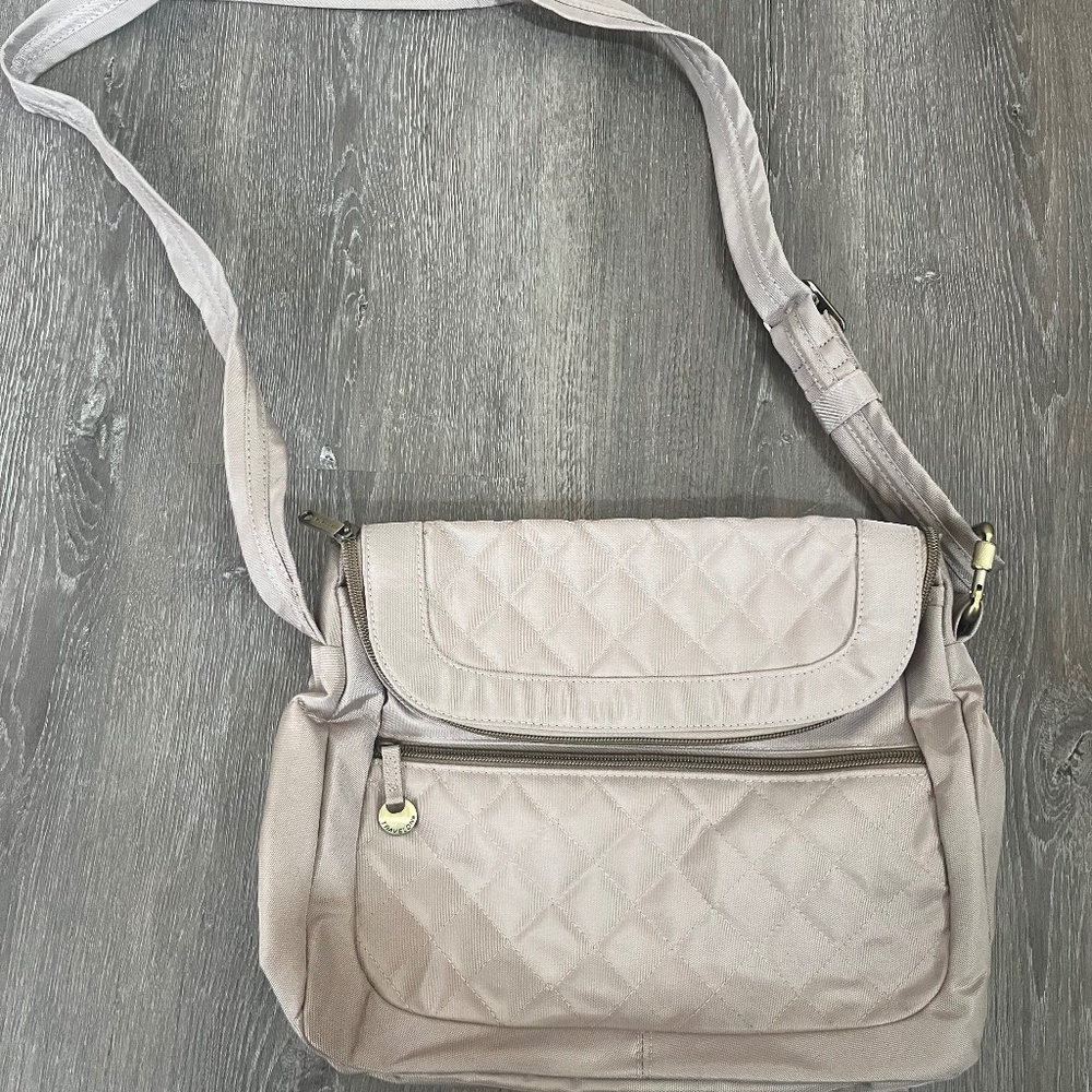 Traveling Quilted Antitheft Crossbody
